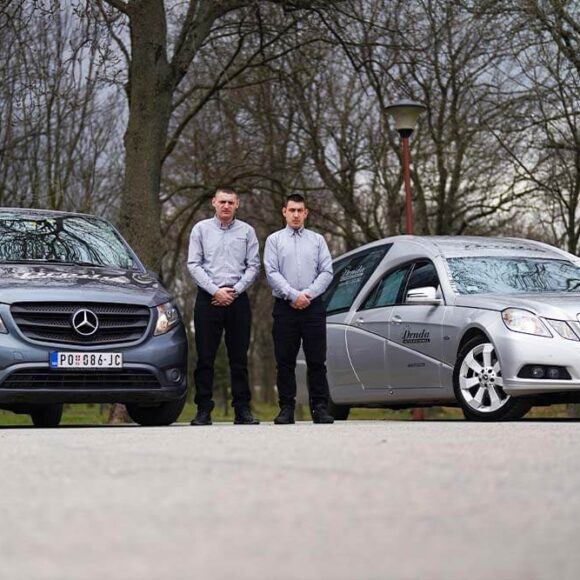 Drnda – Trasferimento delle salme in Italia e in Europa. Trasportiamo i vostri cari defunti in modo rapido, sicuro e rispettoso.